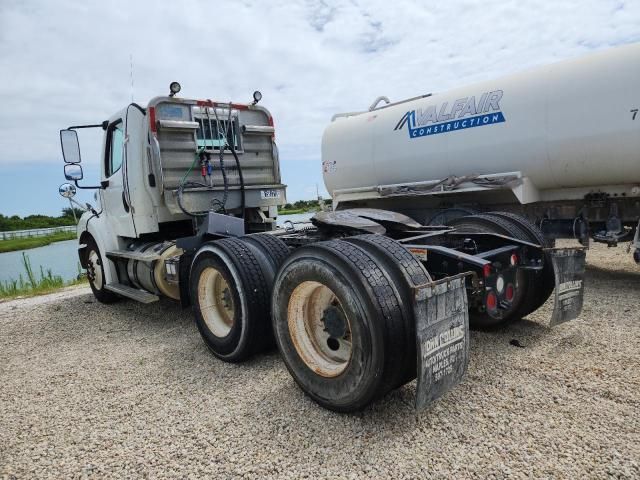 2014 Frht 2014 Freightliner M2 112 Medium Duty