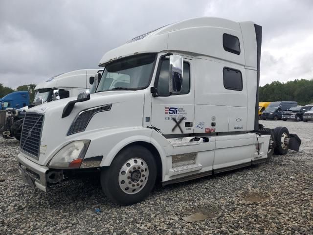 2016 Volvo VNL Semi Truck