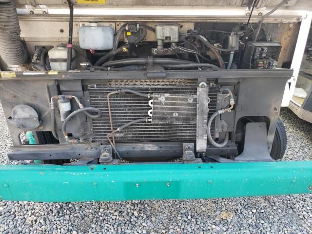2006 Workhorse Custom Chassis 2006 Workhorse Commercial-Trucks Semi Truck