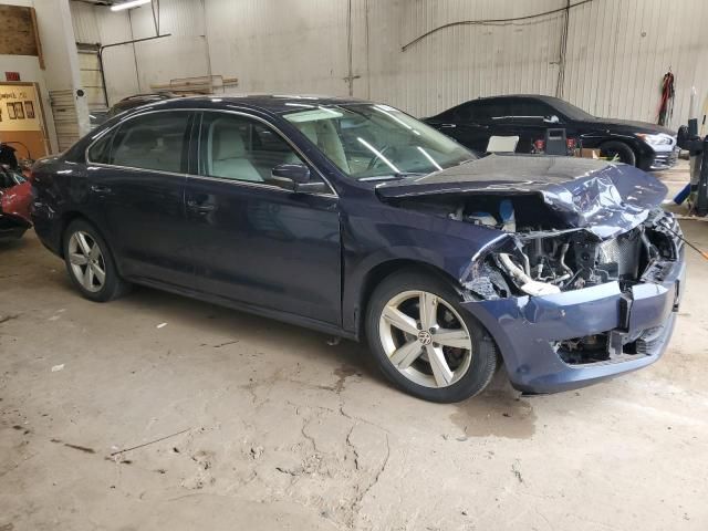2013 Volkswagen Passat SE