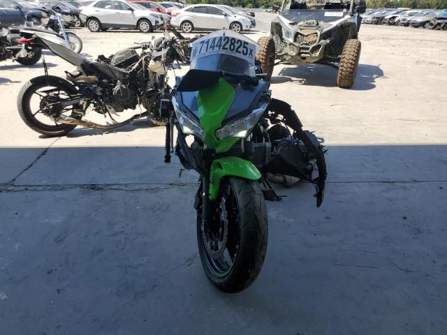 2022 Kawasaki EX650 N