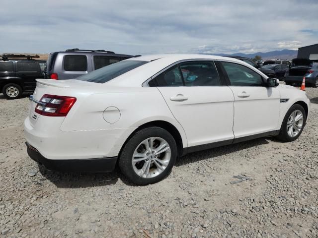 2016 Ford Taurus SEL