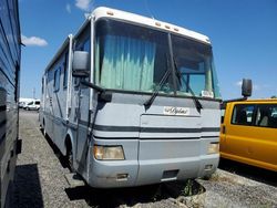 Salvage trucks for sale at Fredericksburg, VA auction: 2000 Monaco 2000 Roadmaster Rail Dyanaster