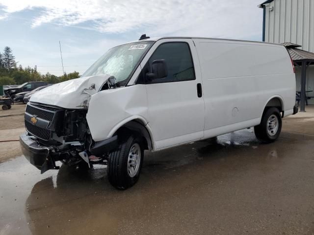 2025 Chevrolet Express G2500