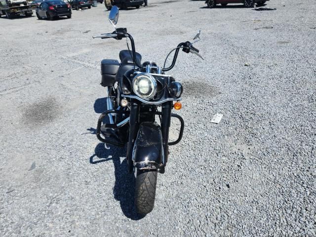 2018 Harley-Davidson Flhcs Heritage Classic 114