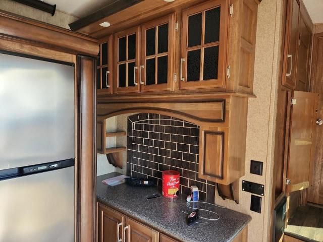 2015 Keystone Montana Fifth Wheel