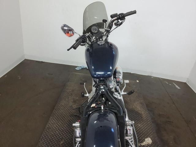 2013 Harley-Davidson XL883 Superlow