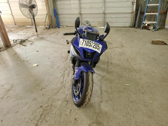2024 Yamaha YZFR7