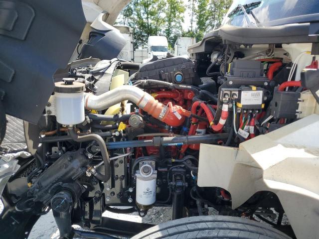 2025 International MV607 BOX Truck