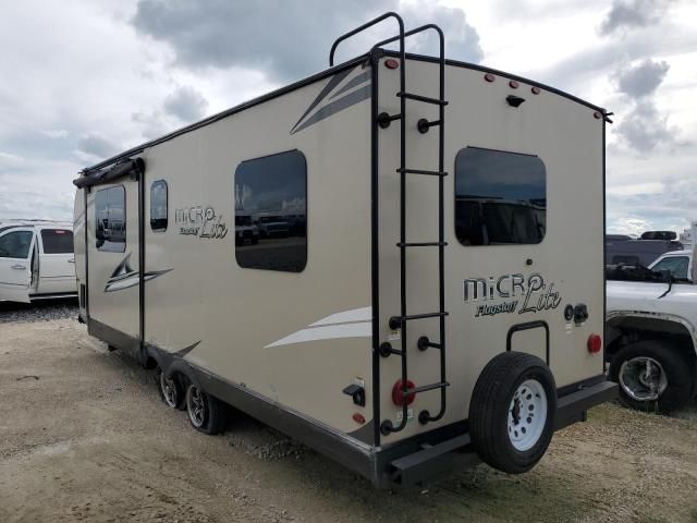 2020 Wildwood 2020 Foresriver Microlite