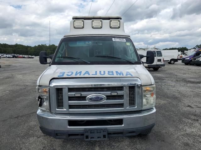 2011 Ford Econoline E350 Super Duty Van
