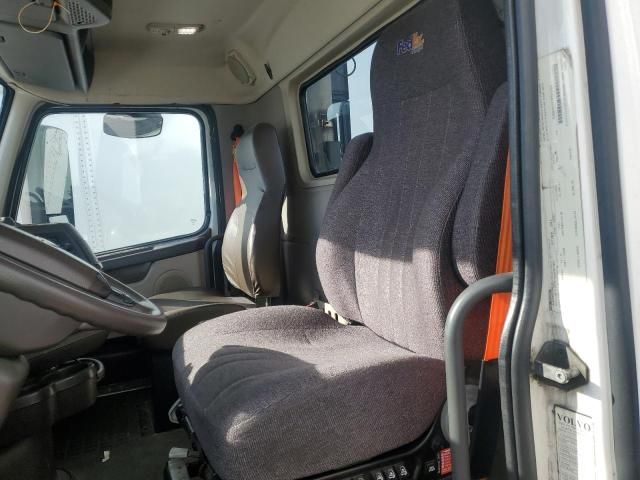 2016 Volvo VNL Semi Truck
