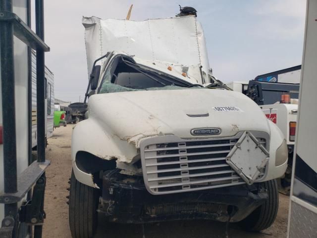 2010 Freightliner M2 106 MED-Trucks