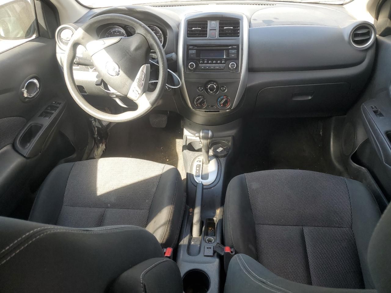 2016 Nissan Versa s