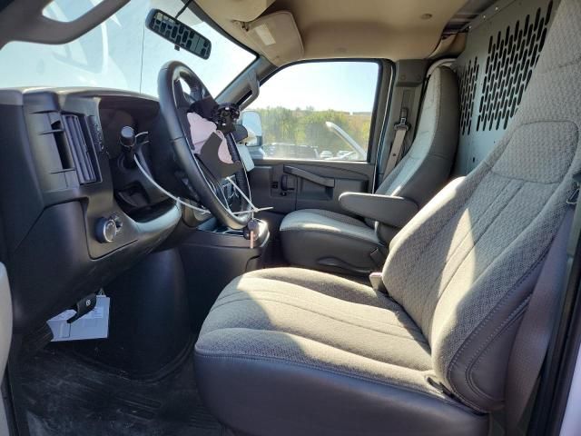 2023 GMC Savana G2500