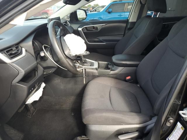 2022 Toyota Rav4 le