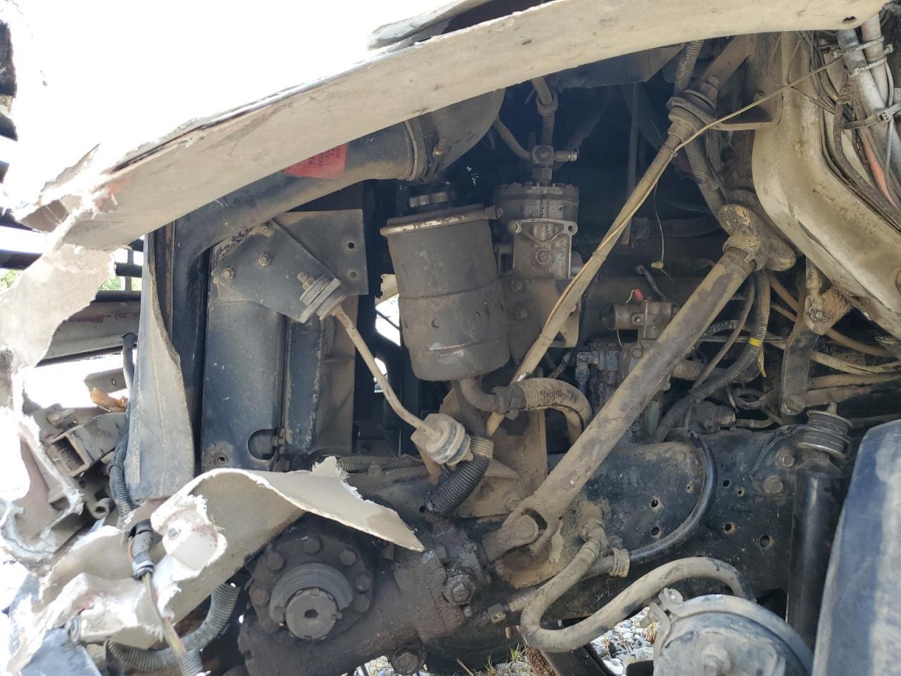 1998 International 8100 Grapple Truck