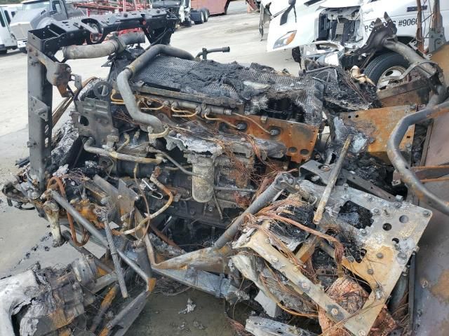 2025 Peterbilt Tractor 2025 Peterbilt 567 Dump Truck