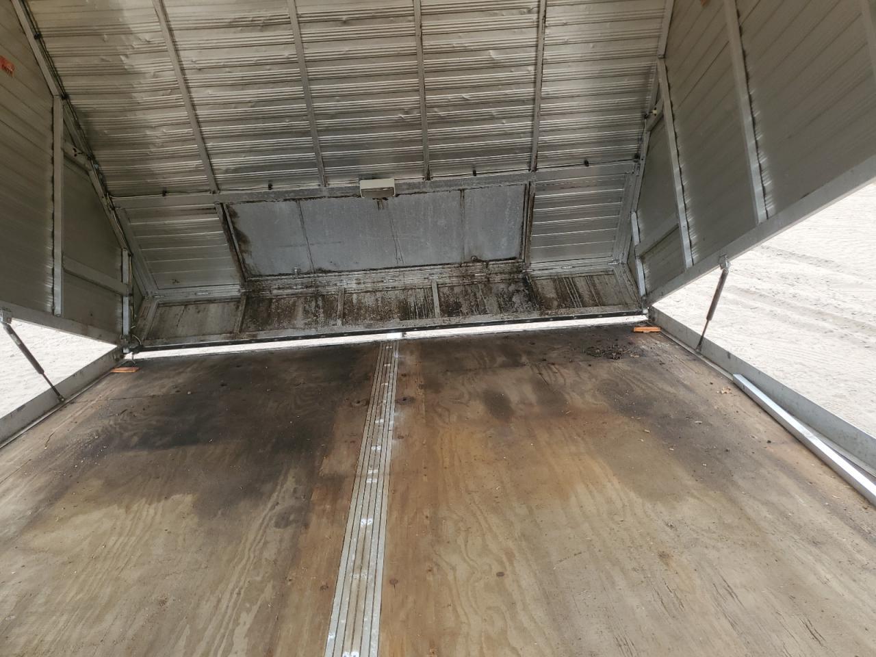 1999 R And R Snowmobile Trailer