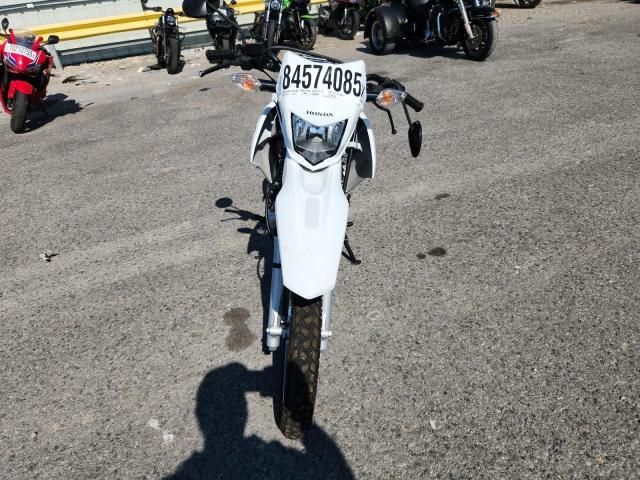 2023 Honda XR150L E