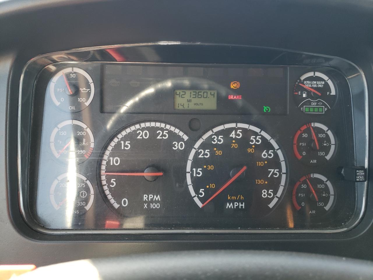 2014 Freightliner M2 106 Medium Duty