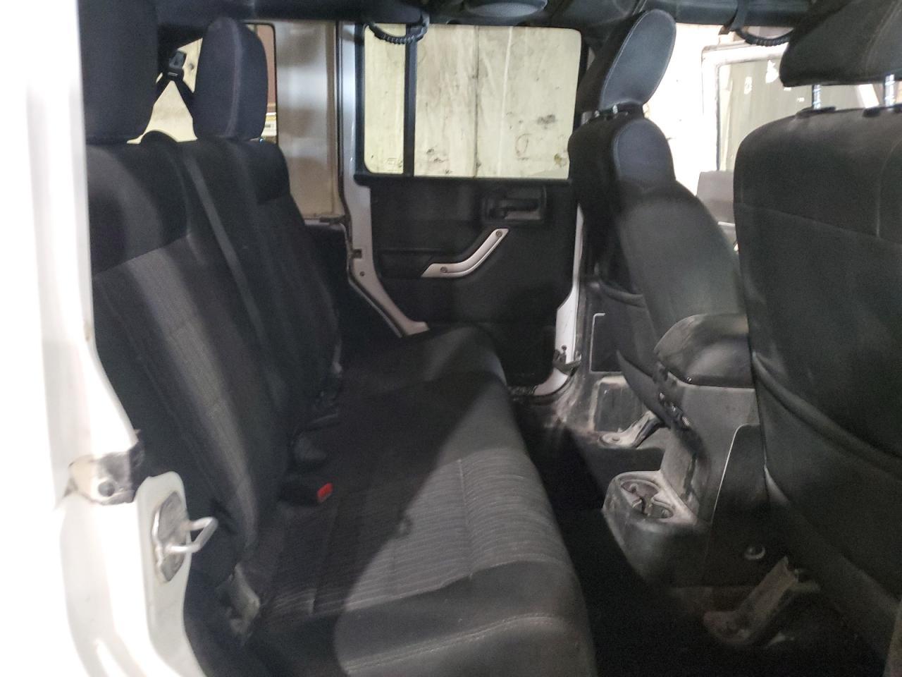 2011 Jeep Wrangler Unlimited Sahara