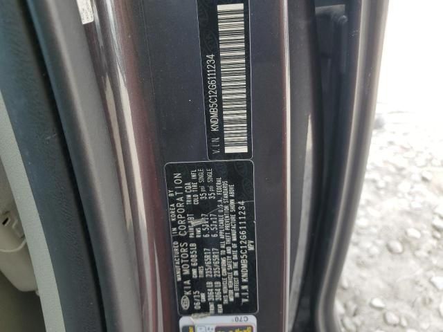 2016 KIA Sedona LX