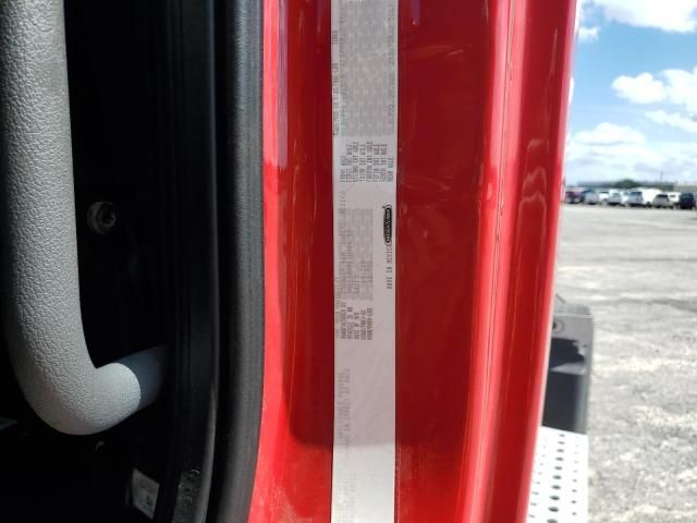 2016 Freightliner Cascadia 113 Semi Truck