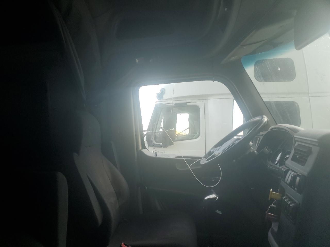 2019 Peterbilt 579 Semi Truck