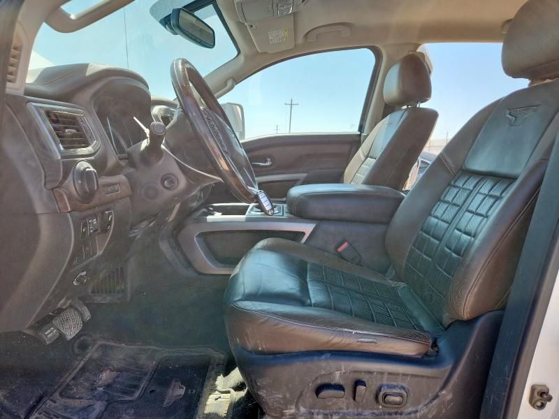 2016 Nissan Titan XD SL