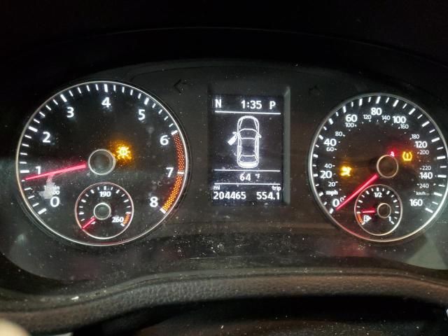 2013 Volkswagen Passat SE