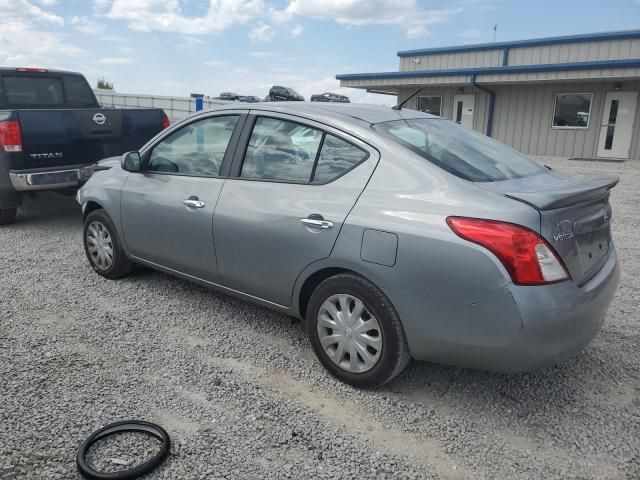 2013 Nissan Versa S