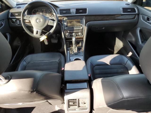 2015 Volkswagen Passat SEL