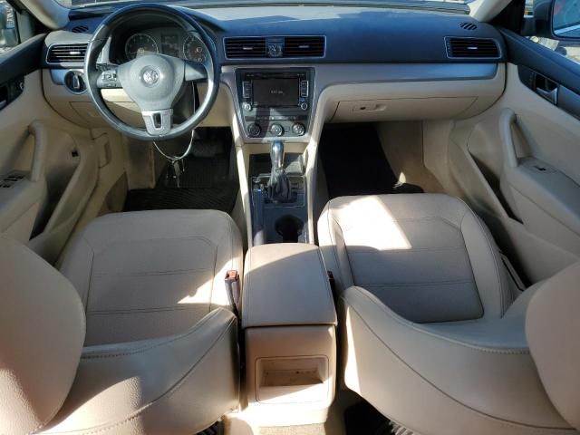 2015 Volkswagen Passat S