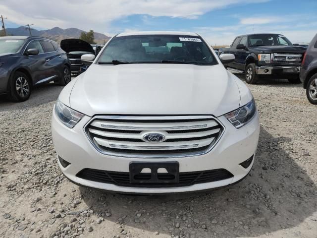 2016 Ford Taurus SEL