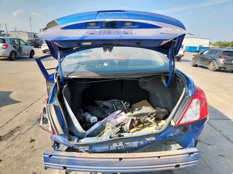 2016 Nissan Versa S