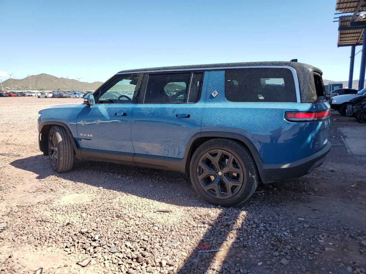 2024 Rivian R1S Adventure