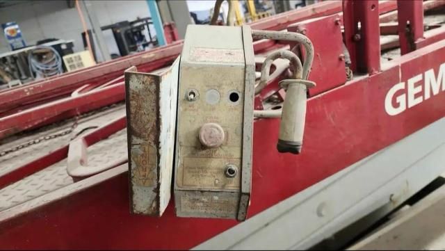 1998 Skyjack 1998 Sqeu SJ30ARJE-Lifting AND Rigging Lifting A