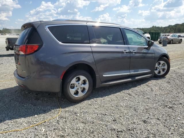 2018 Chrysler Pacifica Hybrid Touring L