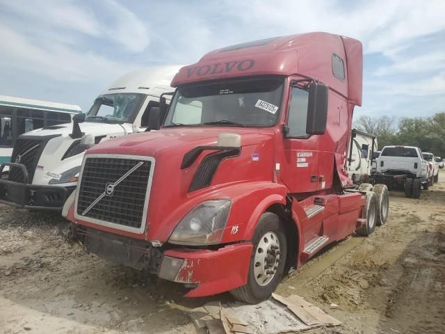 2007 Volvo VNL Semi Truck