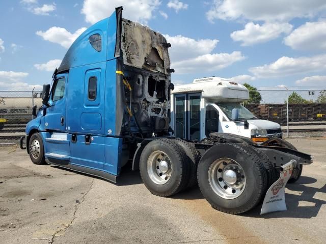 2022 Freightliner Cascadia 126