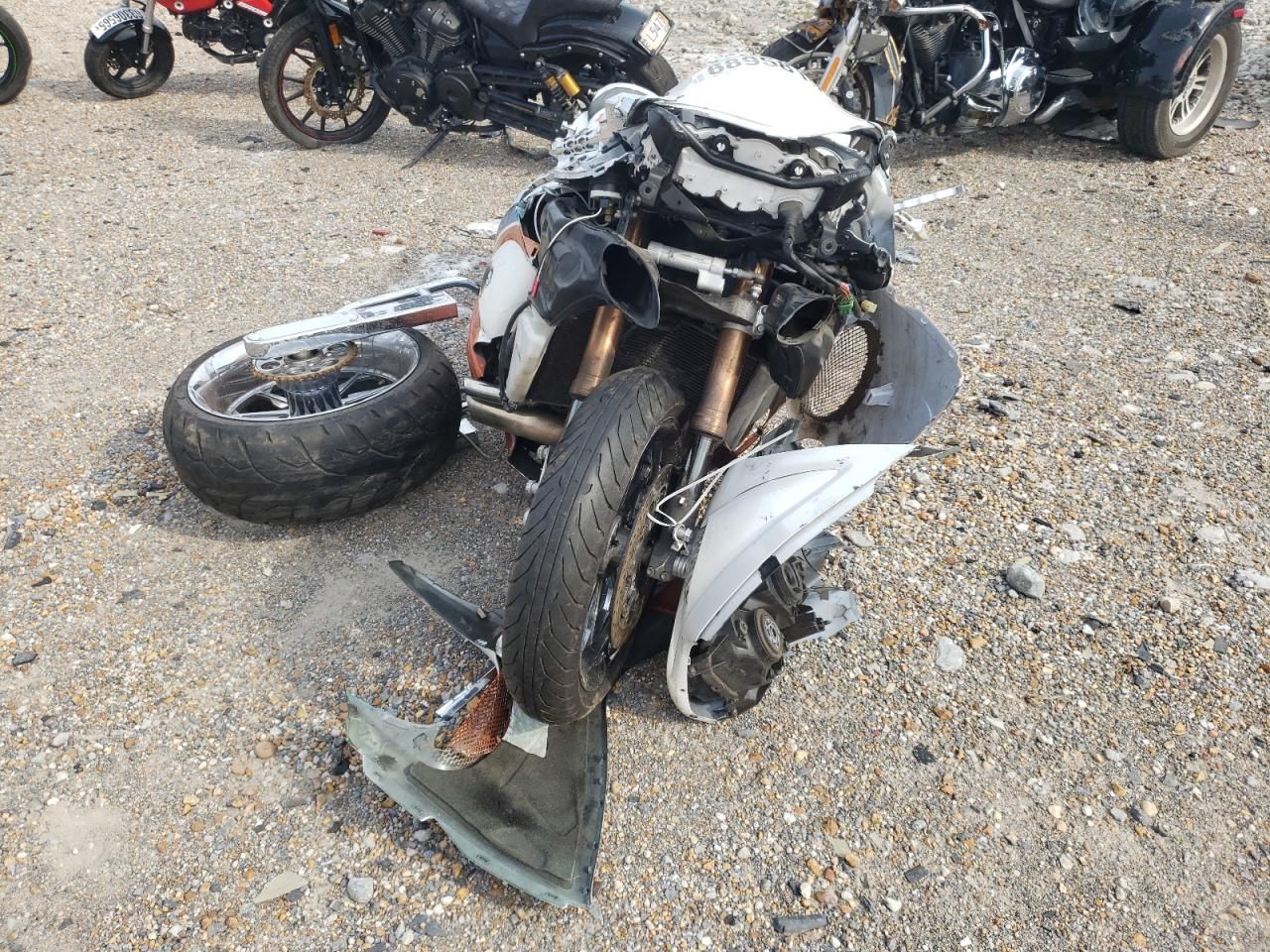 2014 Suzuki GSX1300 RA