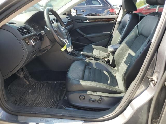 2014 Volkswagen Passat SEL