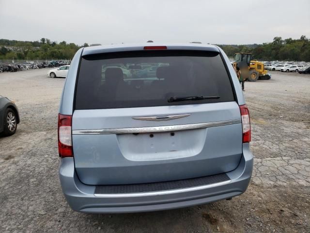 2013 Chrysler Town & Country Touring
