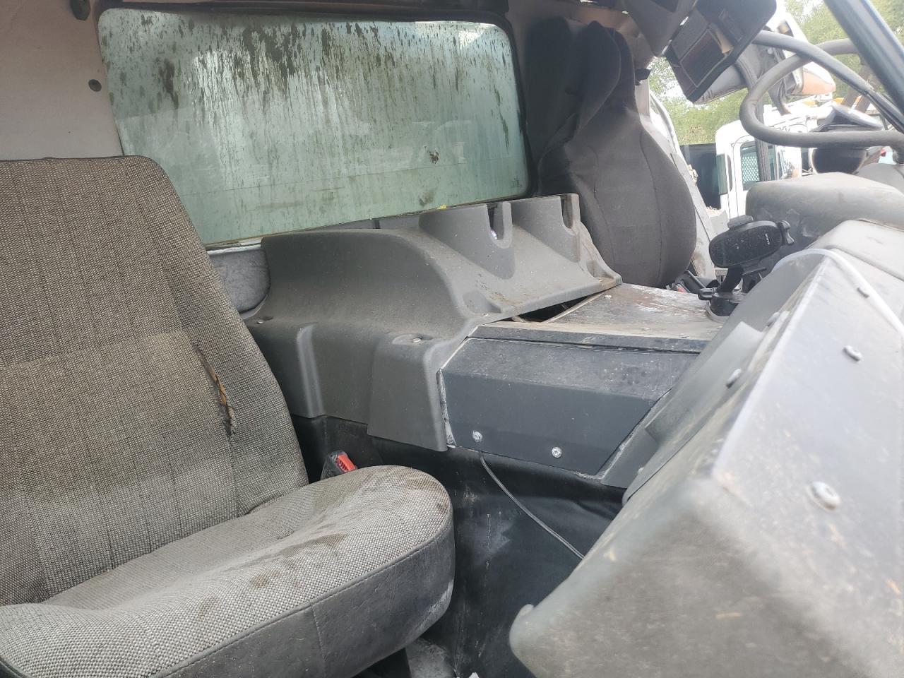 2015 Mack 600 Concrete Pump Truck