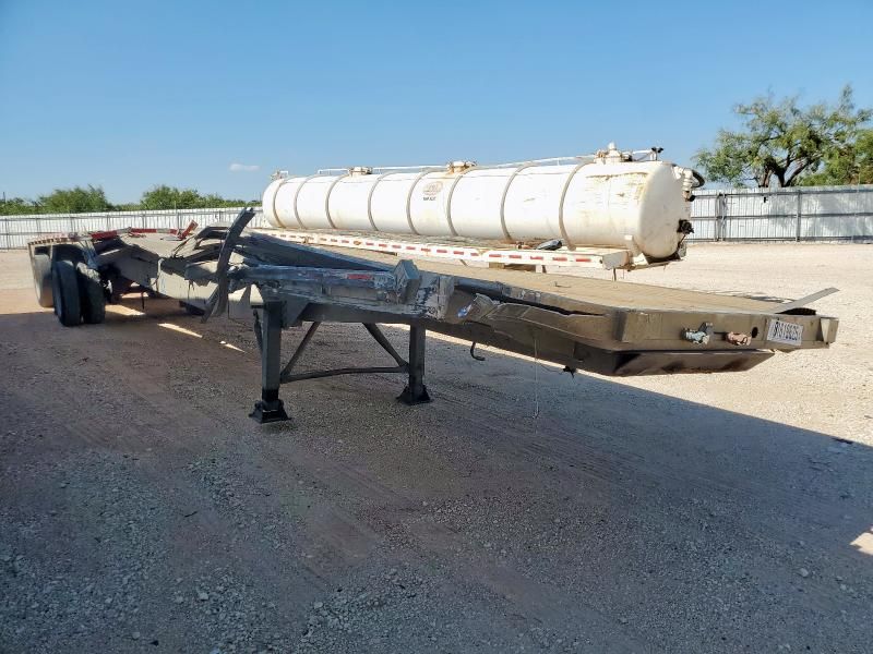 2003 Reitnouer Flatbed Trailer