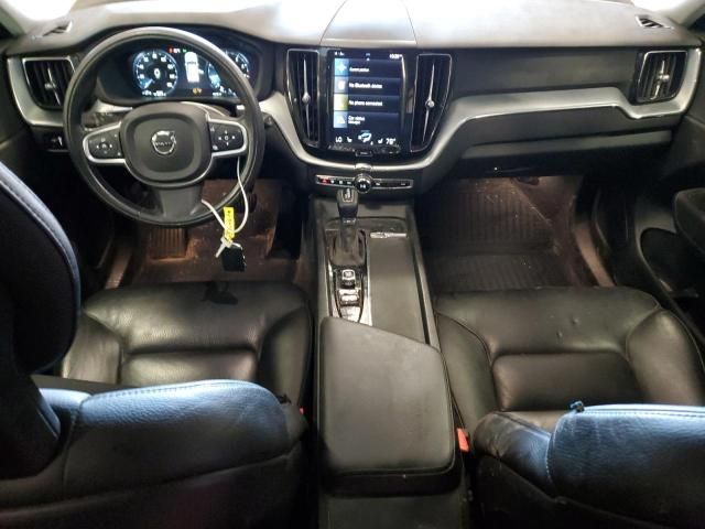 2018 Volvo XC60 T6 Momentum