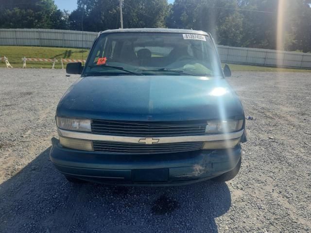 2000 Chevrolet Astro