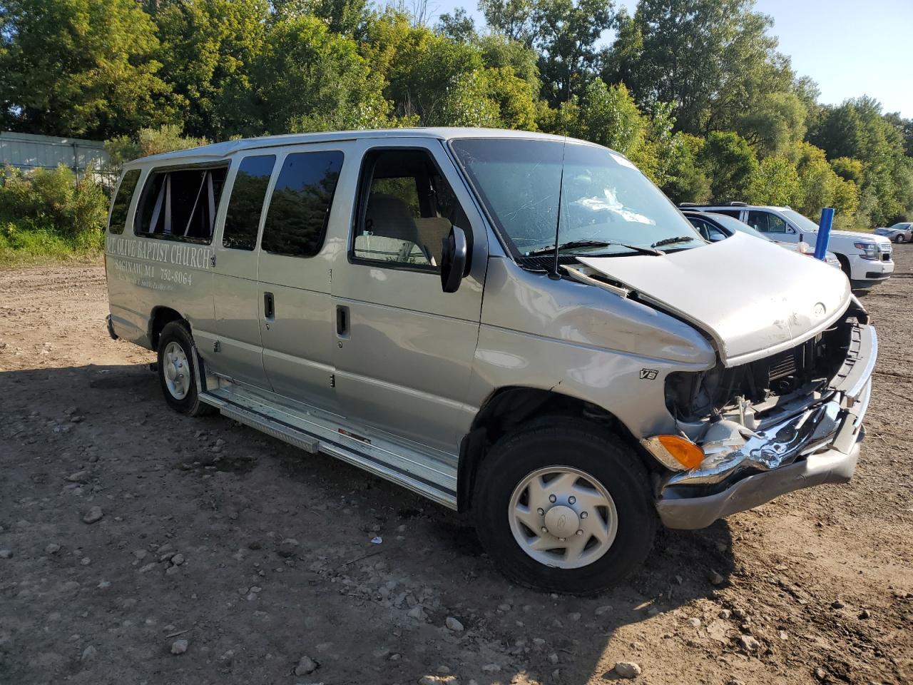 2000 Ford Econoline E350 Super Duty Wagon