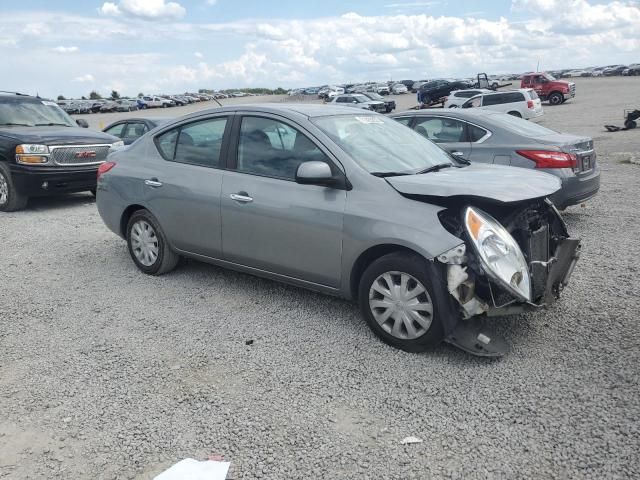2013 Nissan Versa S